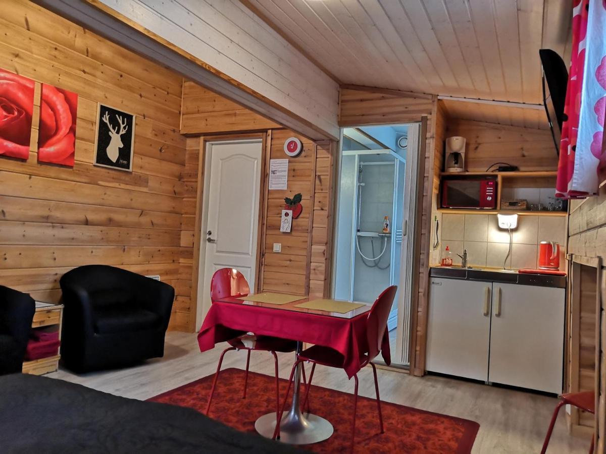 Hostel Mansikka Taipalsaari Exterior foto